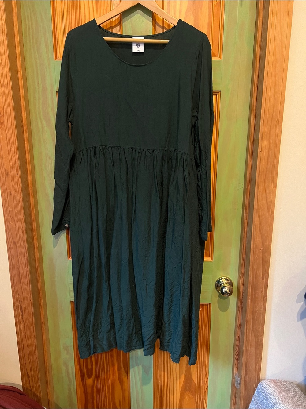 Son de Flor Long Sleeve Midi Smock Dress in Evergreen